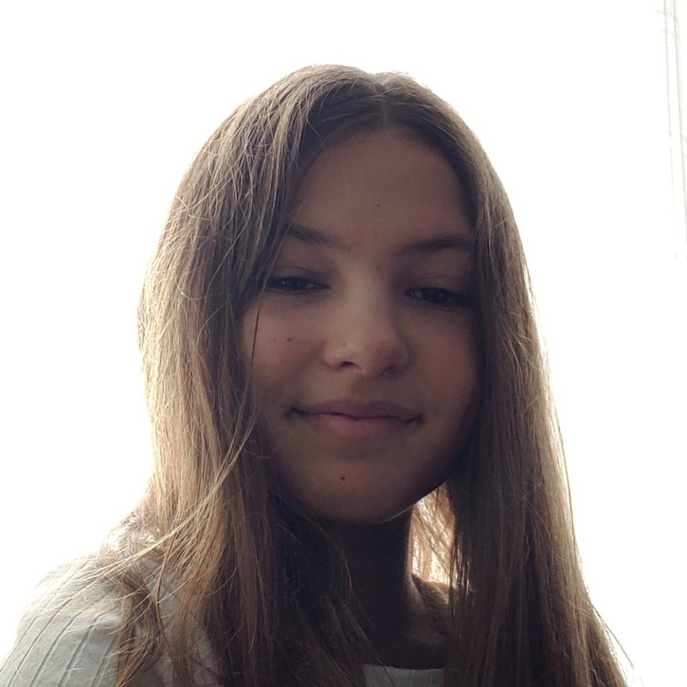 Meet your Posher, Andrea